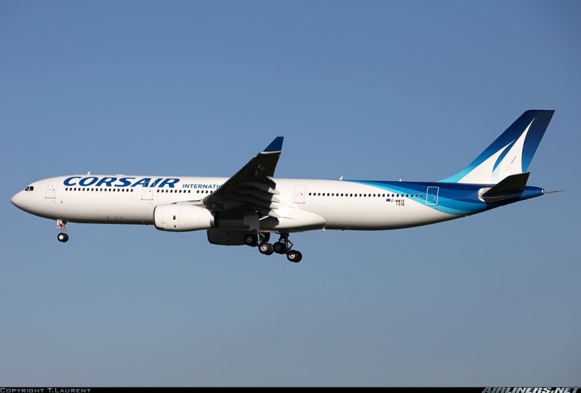 Airbus A330-300 en vol d'essai chez Airbus encore immatriculé F-WWYE et futur F-HZEN © Airliners.net T. Laurent